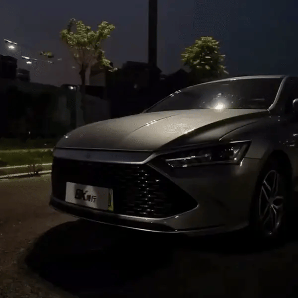 LuxeLume™ - Dynamic LED Autolicht